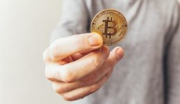 Raakt de ‘zomerslump’ dit jaar ook de cryptomarkt?
